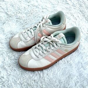 Adidas Women's VL Court 3.0 Sz 9.5